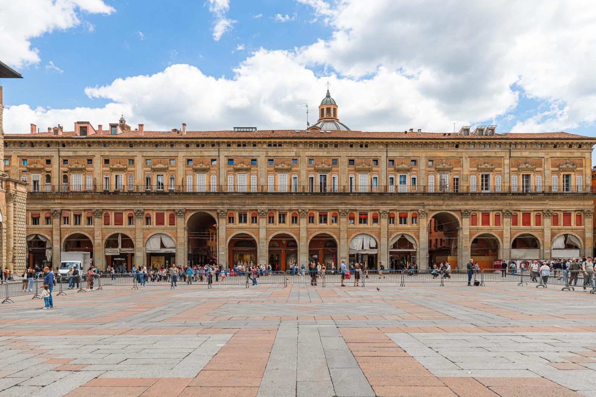 Immobo Arcadian - Piazza Maggiore View بولونيا المظهر الخارجي الصورة