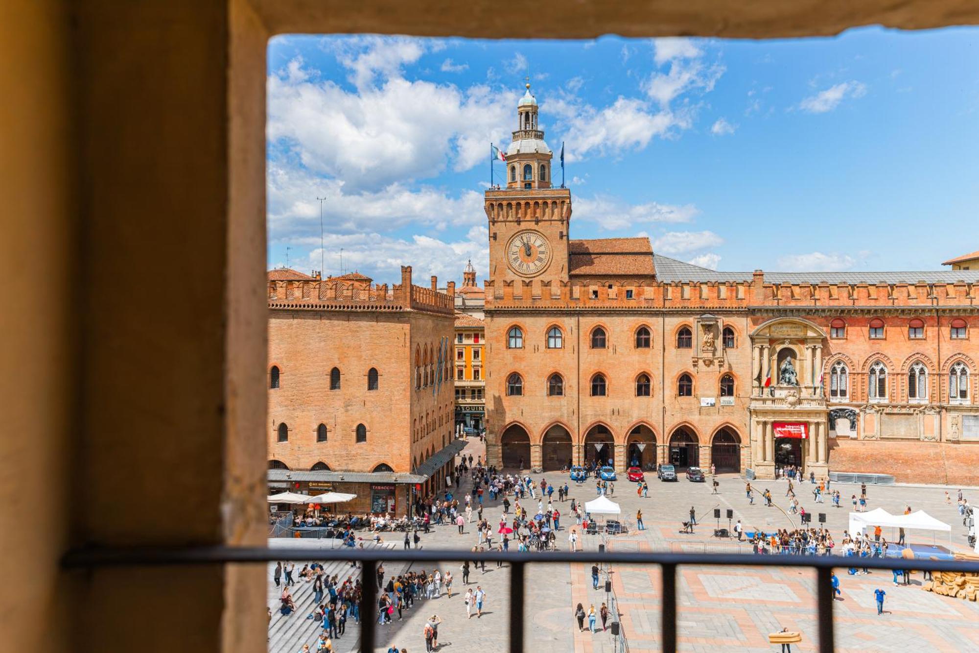 Immobo Arcadian - Piazza Maggiore View بولونيا المظهر الخارجي الصورة